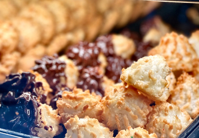 1 Assorted Coconut Macaroons 1LB