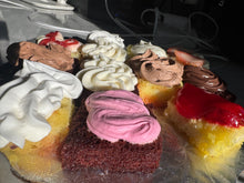 Load image into Gallery viewer, Cake Tasting Box
